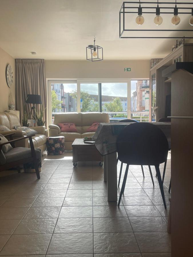 Des Ambassadeurs Apartment Blankenberge Exterior foto